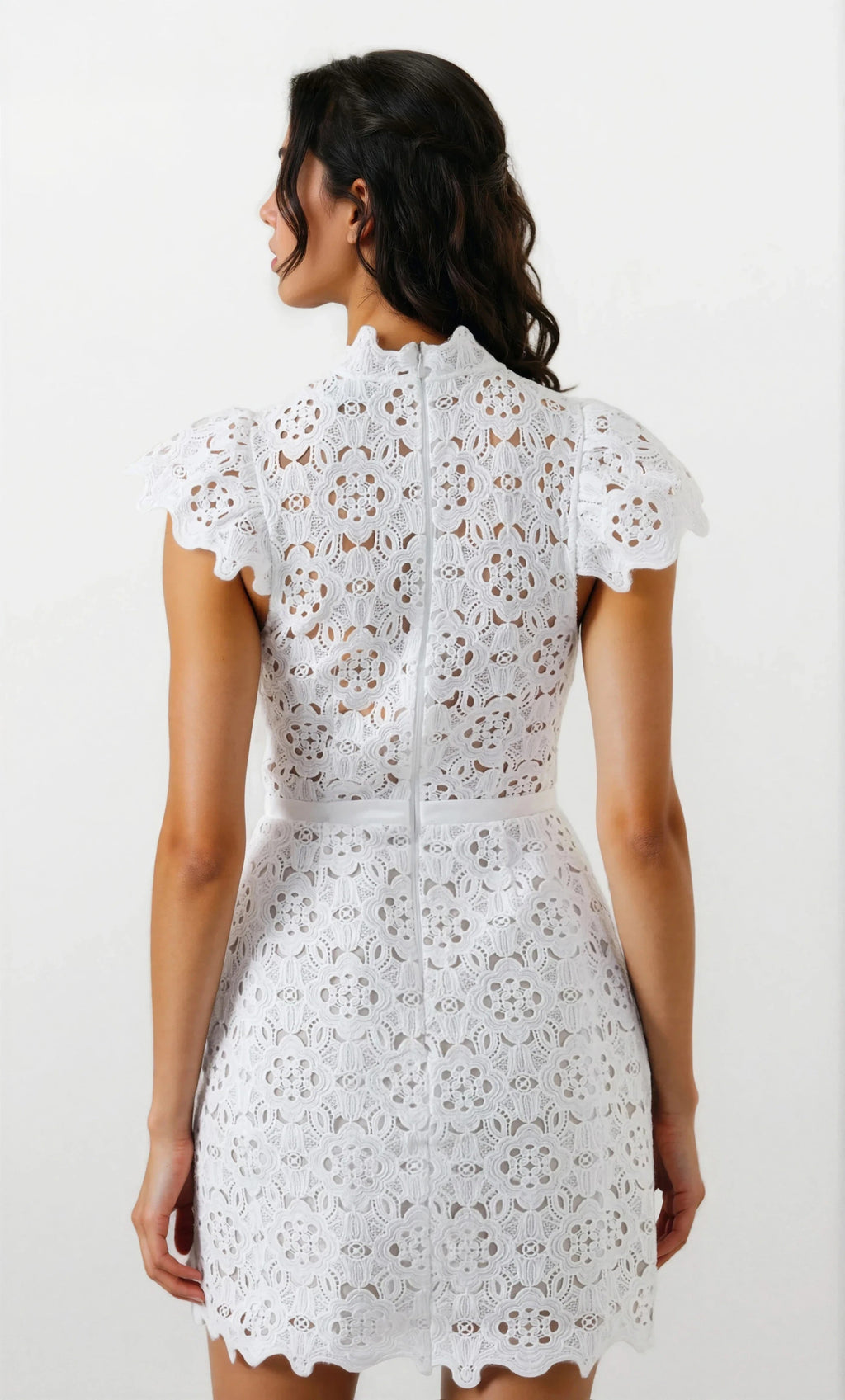 Rowen Hourglass Lace Dress – Orchid White (Final Sale)