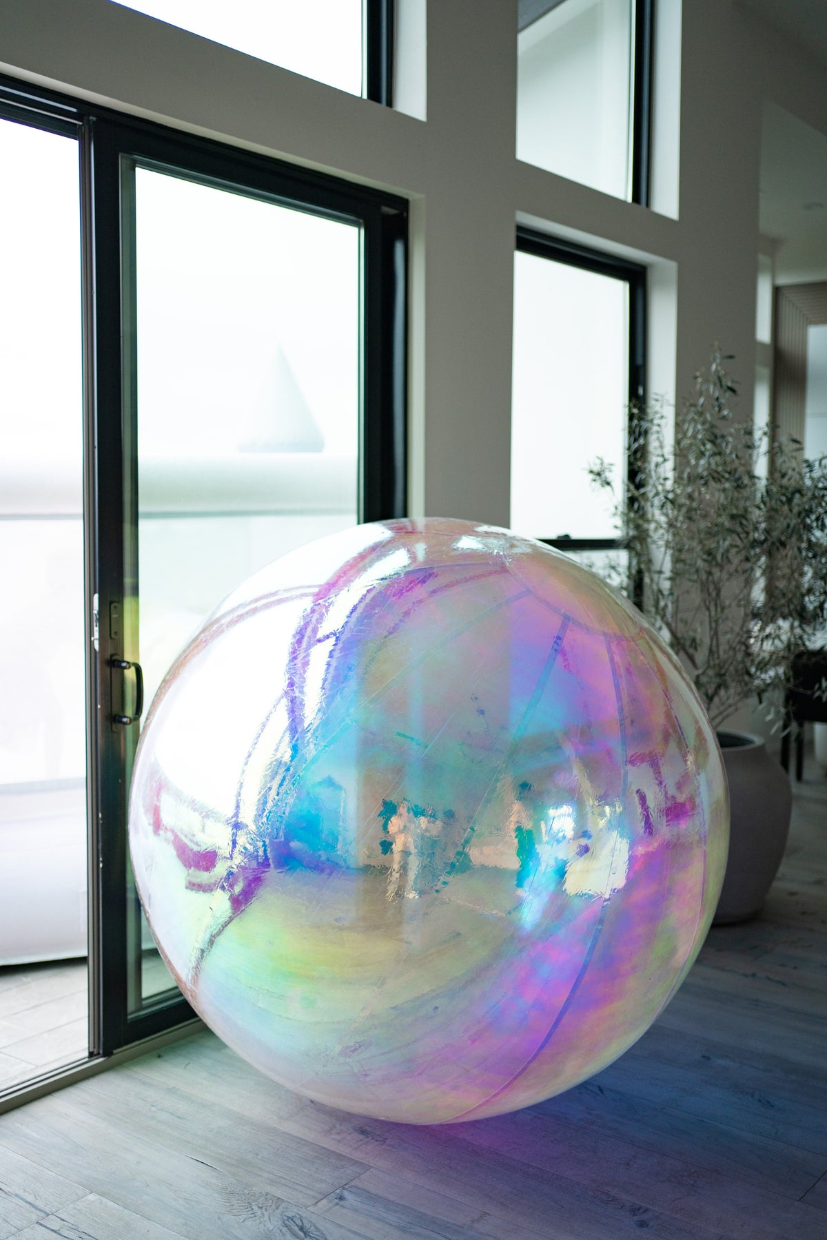 Pearl Drop Mirror Balls