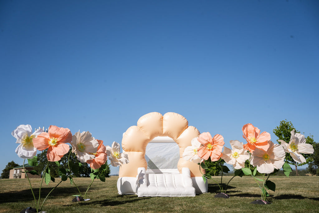 Mini Daisy - Peach Flower Bounce House