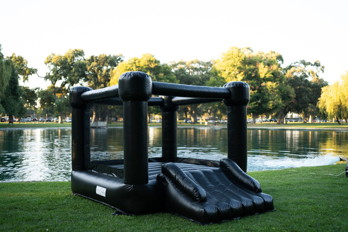 Mini Luna - Black Bounce House