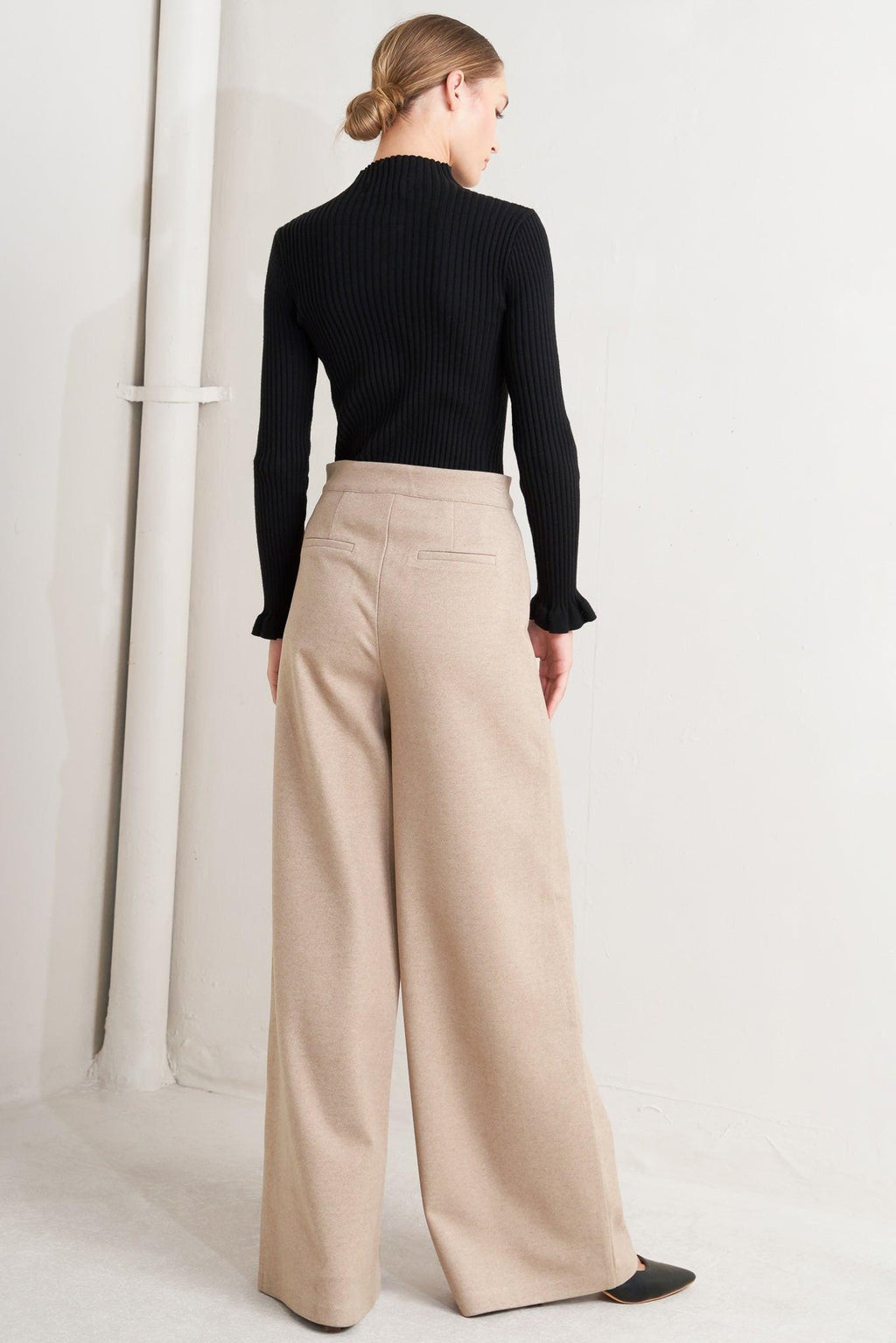 MODERN CORSET MOCHA KNIT PANTS