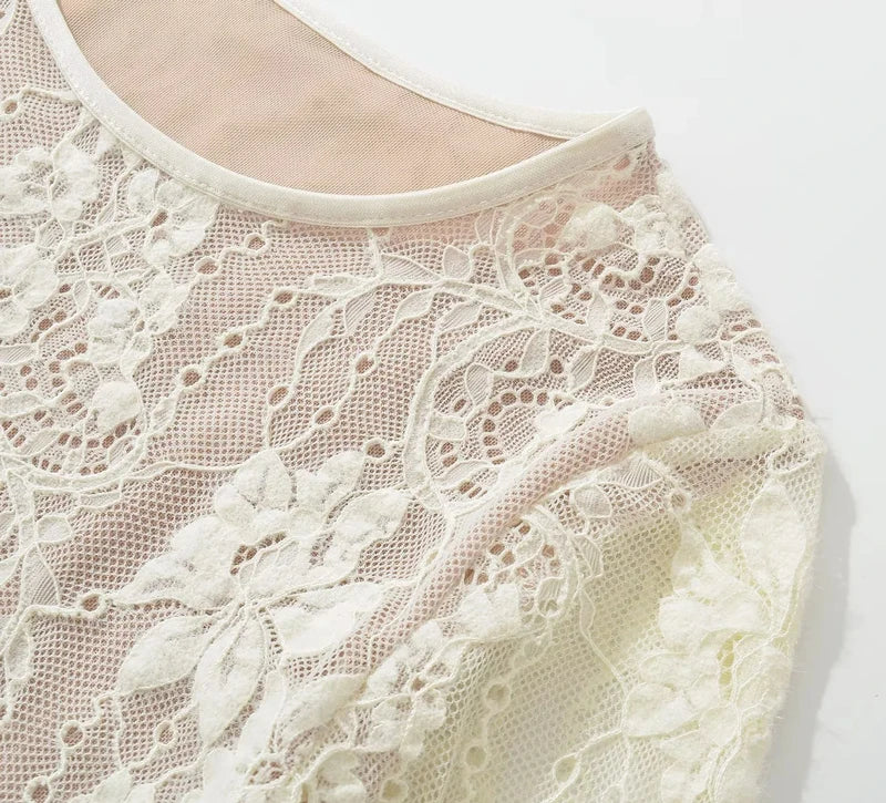 Women's Crew Neck Double Layer Long Sleeved Lace Bodysuit