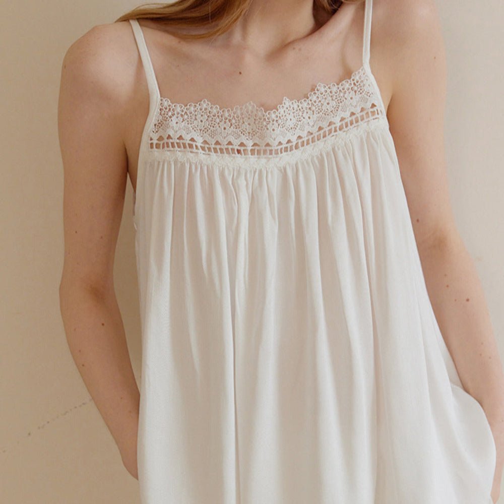 Amie Lace Collar Satin Lightweight Pajama Set / White