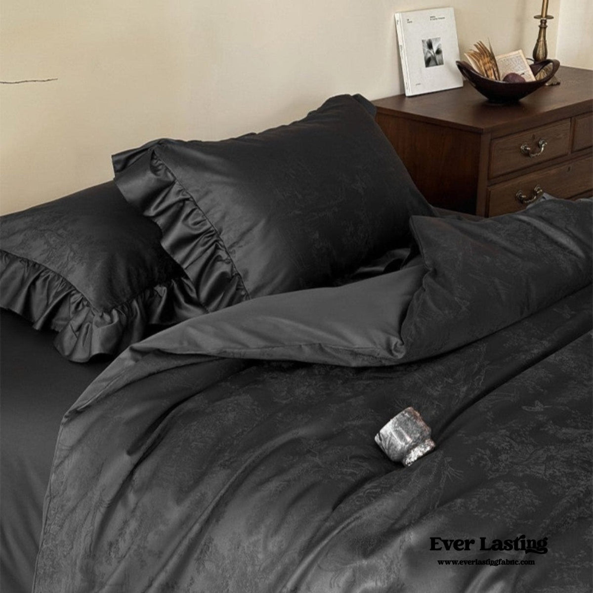Elise French Lace Jacquard Satin Bedding Set / Dark Gray