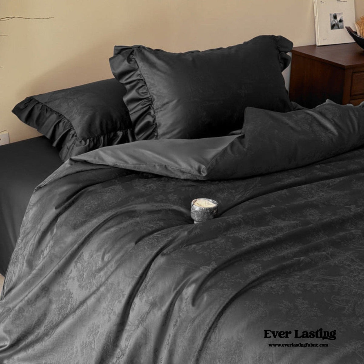 Elise French Lace Jacquard Satin Bedding Set / Dark Gray